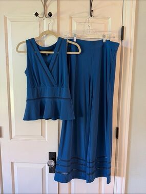 White House Black Market Blue Wide Leg Pants with Peplum Top Set